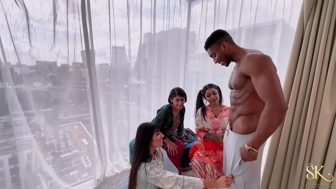 Bbc Meets Asian Triplethreat With Sahara Knite