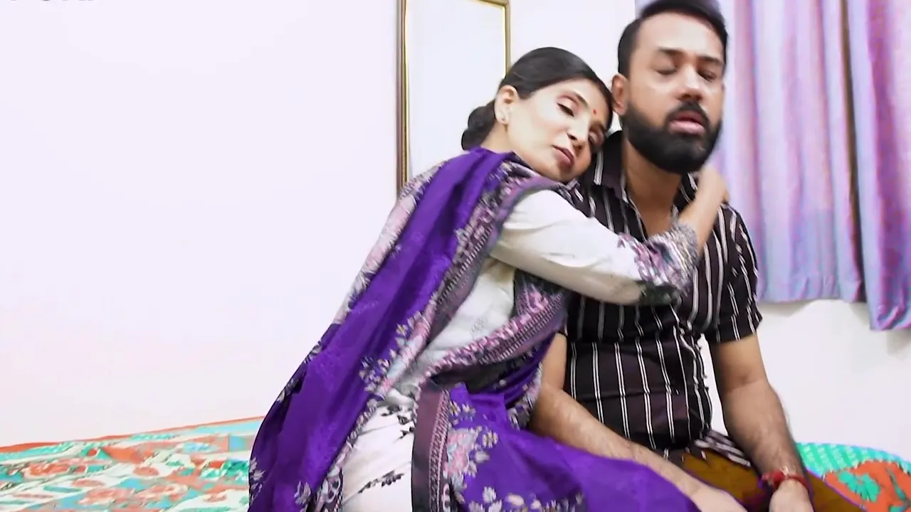 Big Ass Desi Bhabi Fucked Like A Bitch - Amature Hardcore Sex With Friends Wife With Hindi Sex
