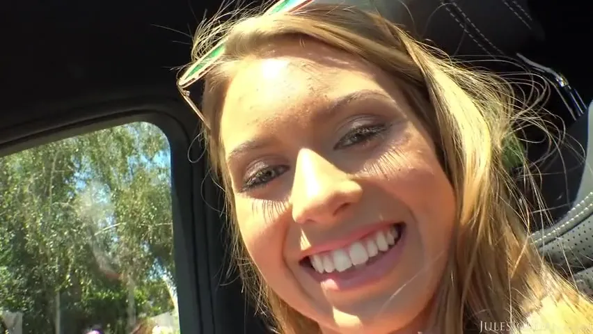 Jill Kassidy Gives Some Road Head Fuck The Insurance