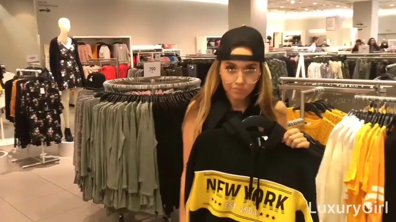 Tough Luxury Girls Sloppy Blowjob