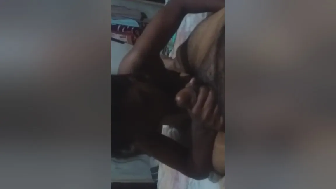 Dusky Desi Randi Sucking Dick Of Customer