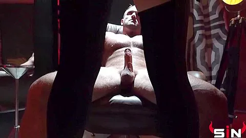 Skylar Madison And Gunnar Stone In Maid Fucks Her Boss!