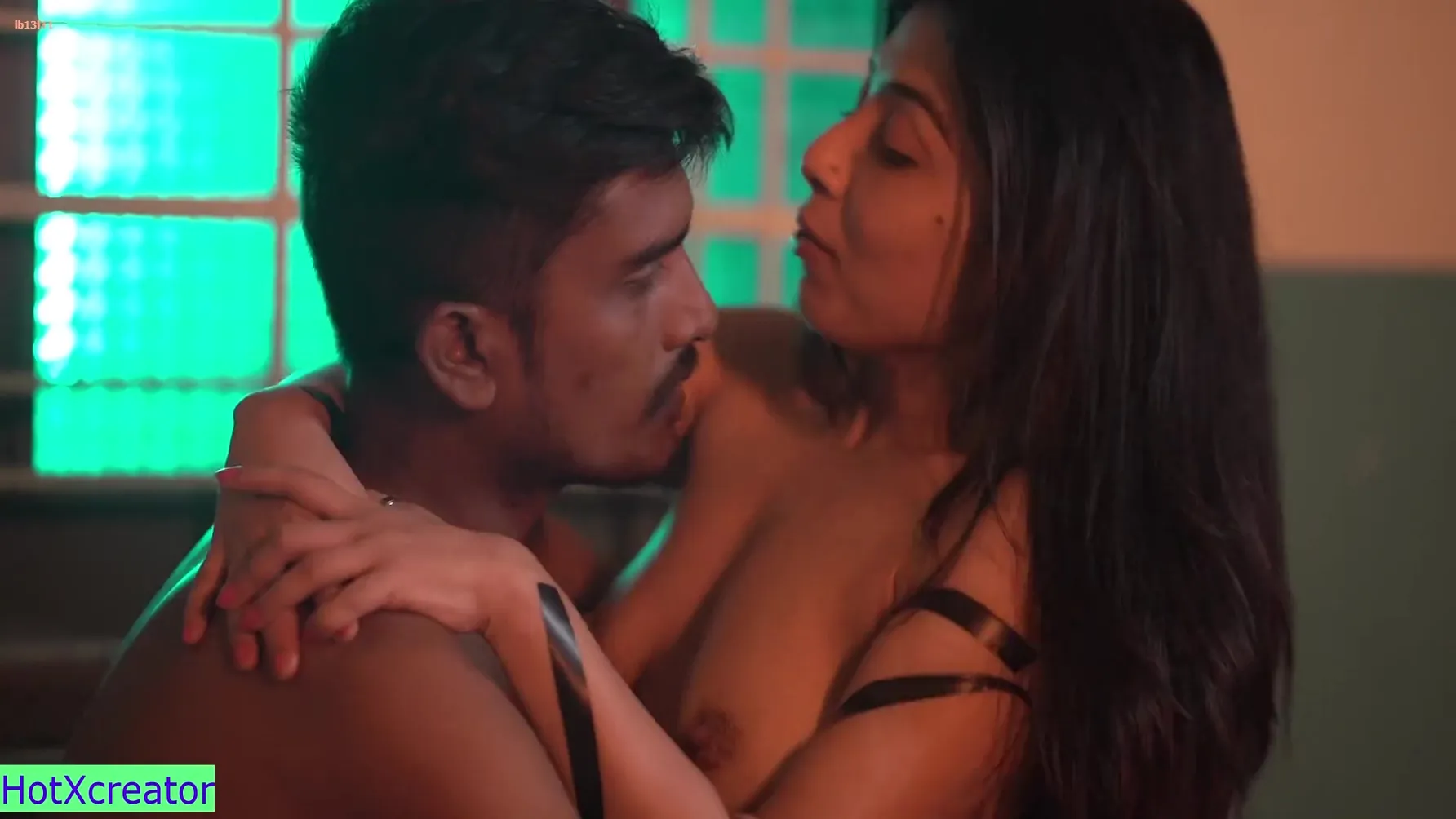 Hindi Sex And Strip Dancing In Indian Strip Dance Girl Romantic Sex With Desi Boy!