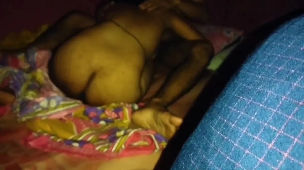 Indian Husband Wife Leaked Video With 18 Years And Any One
