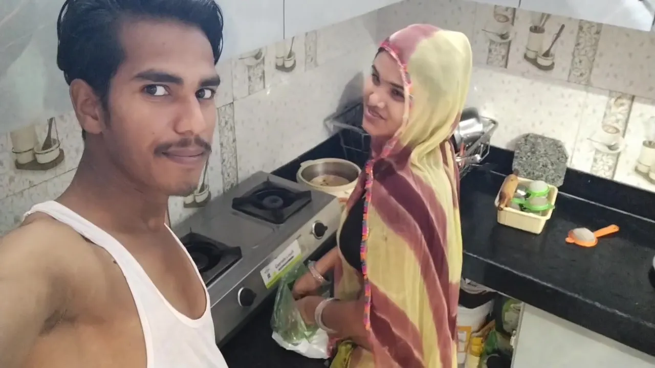 Naughty Housewife Indian Desi Bhabhi With Cooking Making By - Vinodshorts