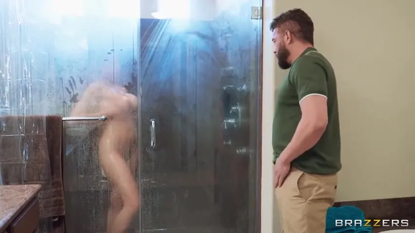Roxie Sinner - Bullying The House Boy