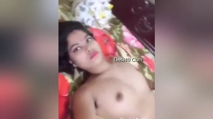 Today Exclusive -sexy Bangla Chick Shows Her Boobs And Wet Pussy