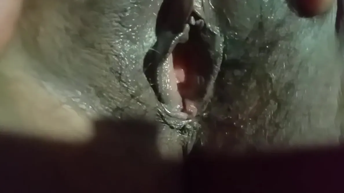 Hindi Sex - Sexy Girl Comes Out To Gf