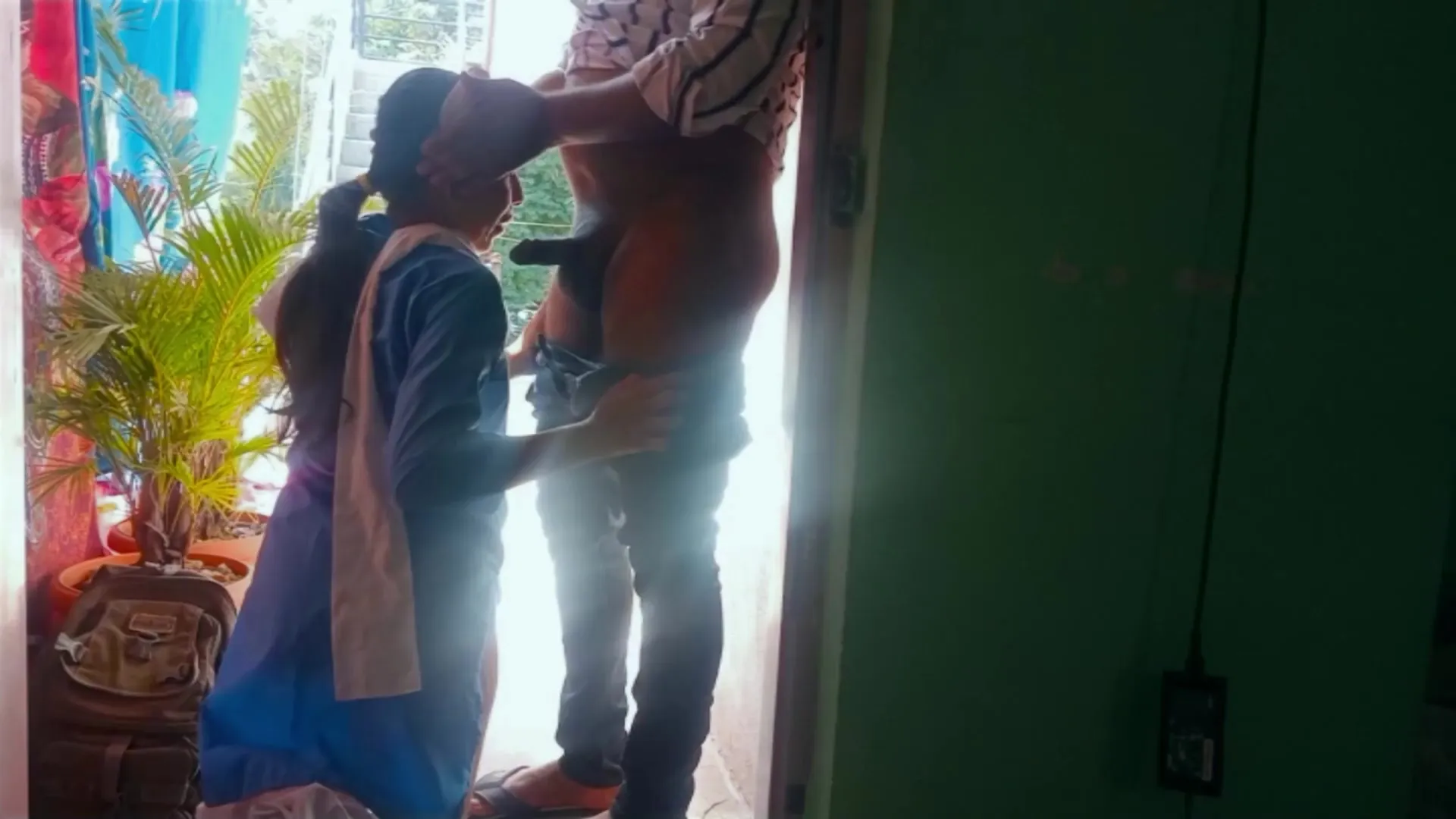 College Couples Fuck Outside House