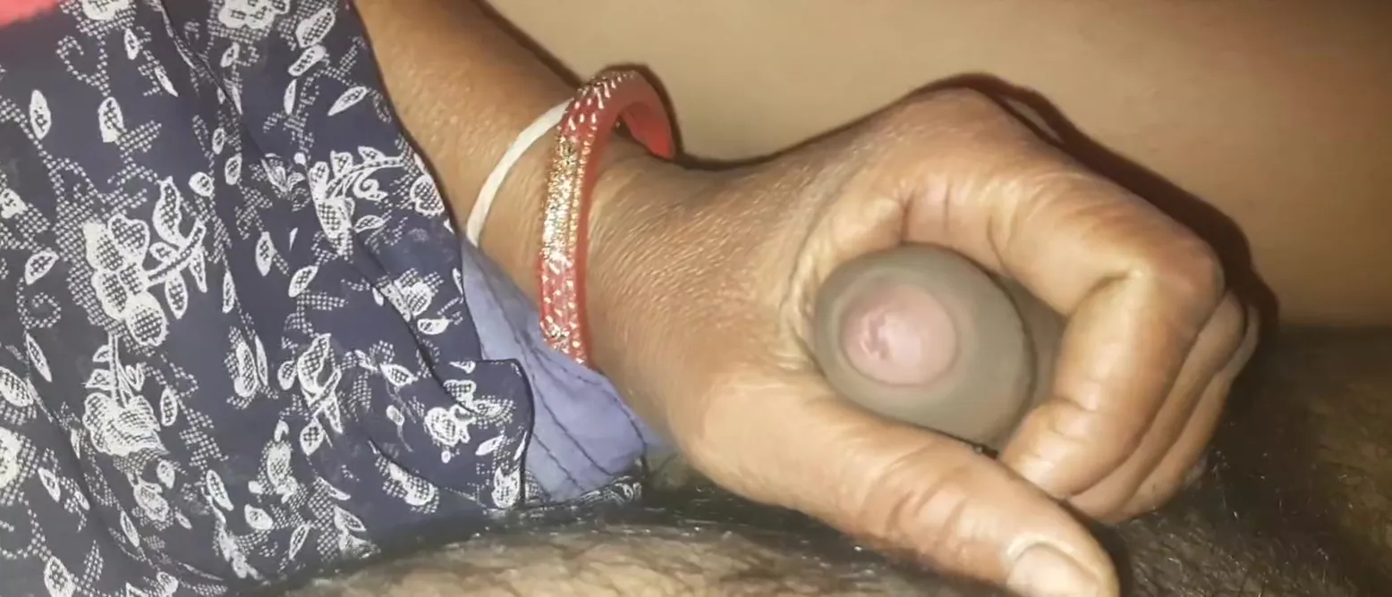 Desi Hot Bhabhi Fucks Cock In Blanket With Her Boyfriend Very Lovingly Chusti Hai Full Body Romance Done