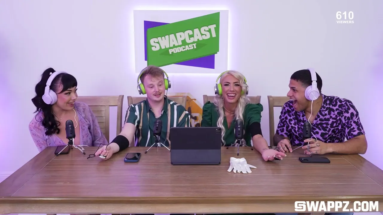 Swapcast Where Stepmoms Talk Dirty - Little Puck & Madison Blaze
