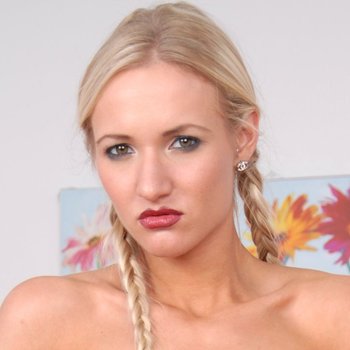 Addison Cain model profile page