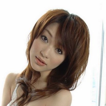 Akari Hoshino model profile page