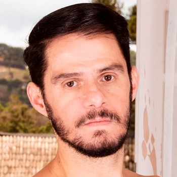 Alex Victor