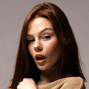 Arina Fox model profile page