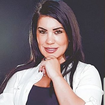 Bruna Ferraz model profile page