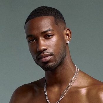 Hollywood Cash model profile page