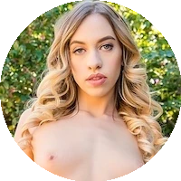 Khloe Kapri