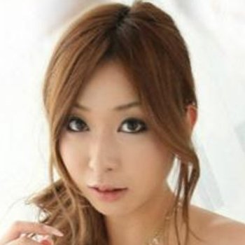 Nana Otone model profile page