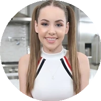 Naomi Blue