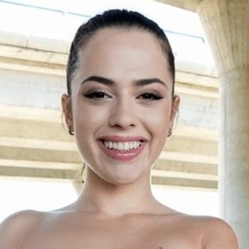 Ramona Lapiedra model profile page