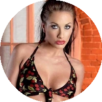 Randi Wright model profile page