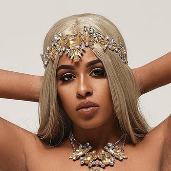 Sasha Fierce model profile page