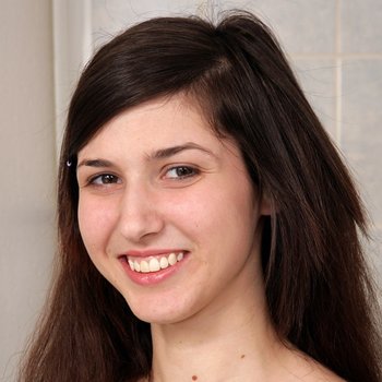 Silvia Palma model profile page