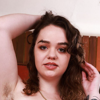 Stacey Barnes model profile page