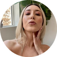 Sweet Sophia model profile page