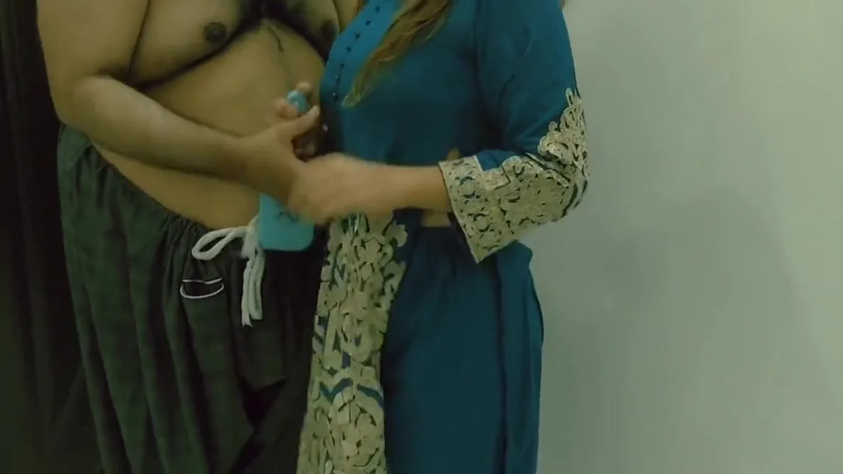 Desi Housewife First Time Anal Amazing Tight Hole