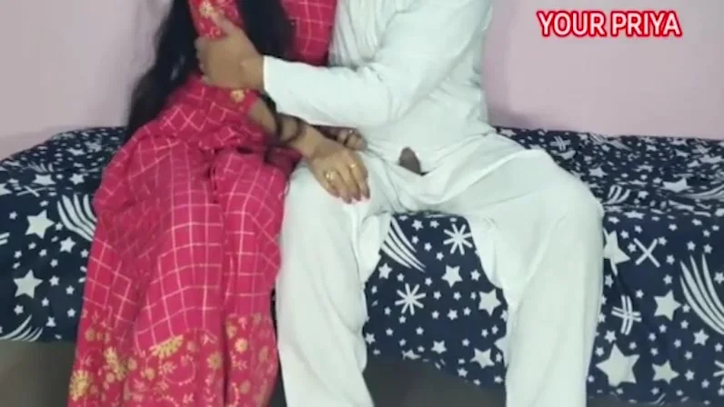 Hot Indian, Indian Desi Bhabhi And Li Ya In Desi Bahu Ne Sasur Ka Mota Lund Or Chudi