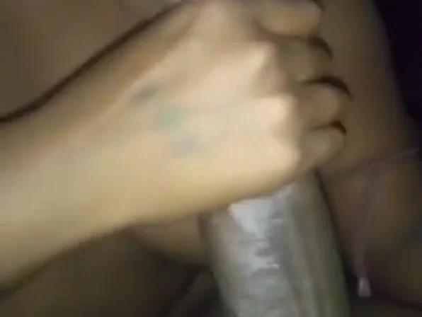 Chhoti Chachi Ne Raat Ko Bhar Thukwai