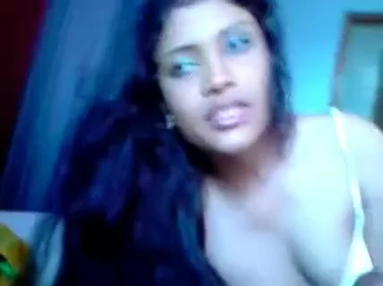 Girlfriend Giving Blowjob To Lover In This College Sex Video