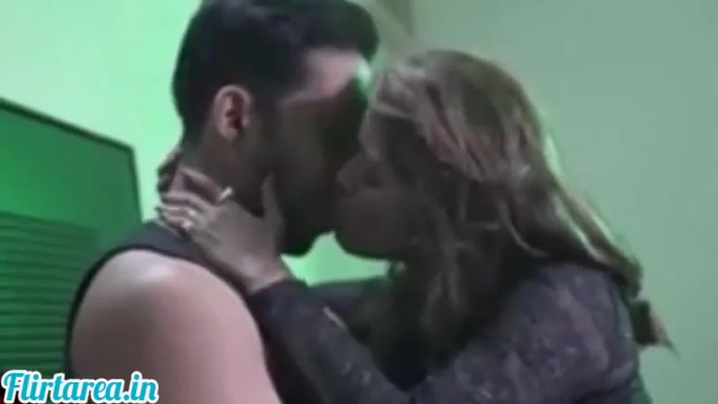 Bhabhi Ne Devar Ko Muth Marte Pakad With Li Ya And Devar Bhabhi