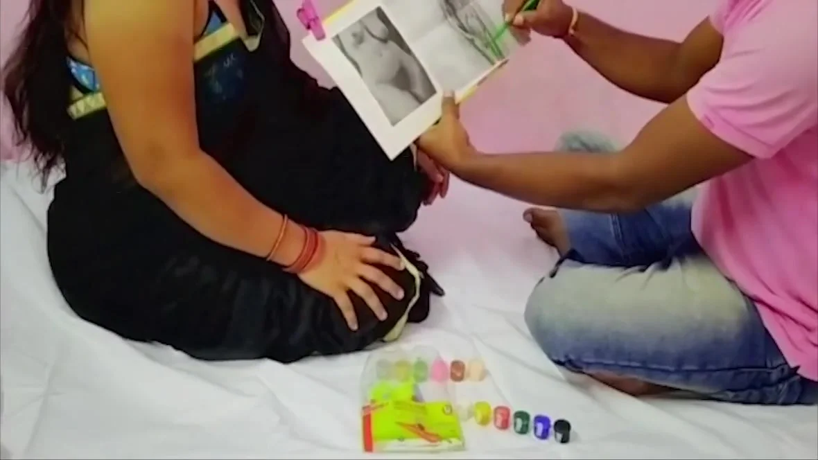 Li Ya - Droigan Teacher Ne Bhabhi Ko Droigan Dekha Kr Sex K Maj