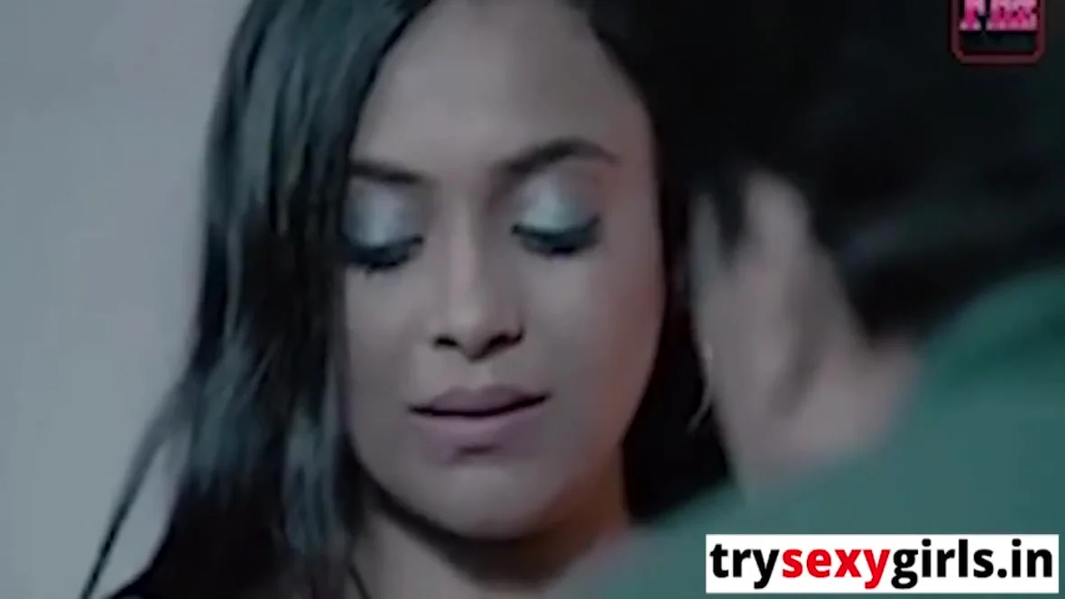 Bahu Ne Dekha Sasur Ko Lund Hilate Huye Sasur Ne Kari Chudai