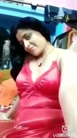 Sexy Indian Mature Wife Goes Nude For Her Secret Lover