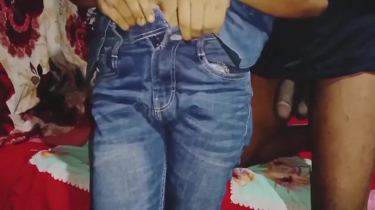 18 Year Old College Girl First Time Sex Video With Boyfriend