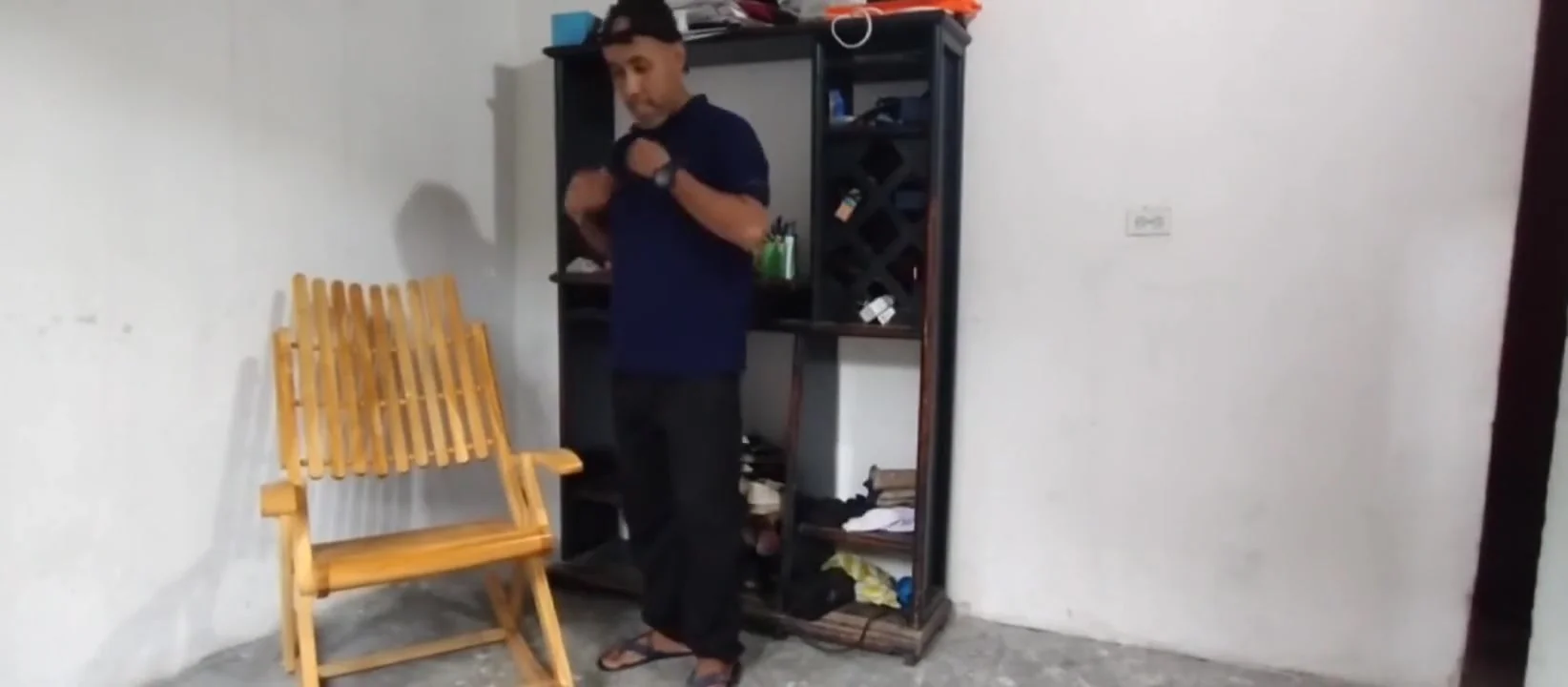 My Stepbrother-in-law Comes To Work And I End Up Seducing Him With My Ass And We End Up Fucking