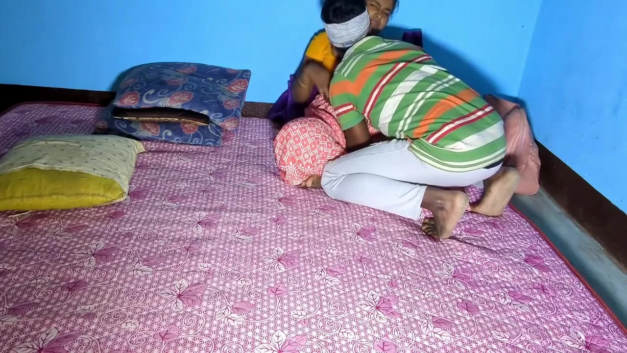 Village Deshi Girl Deluwara Sex Video