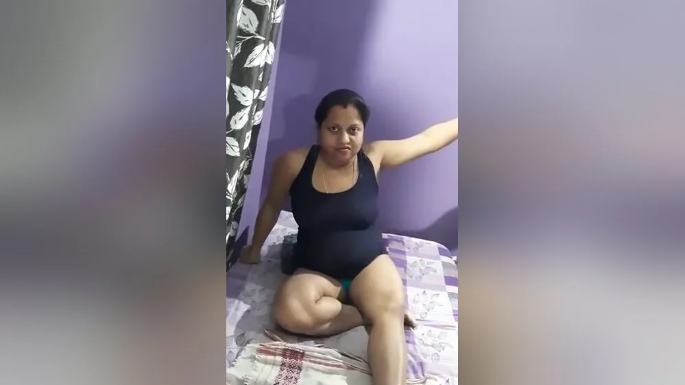 Desi Shy Boudi Blowjob And Fucked 3