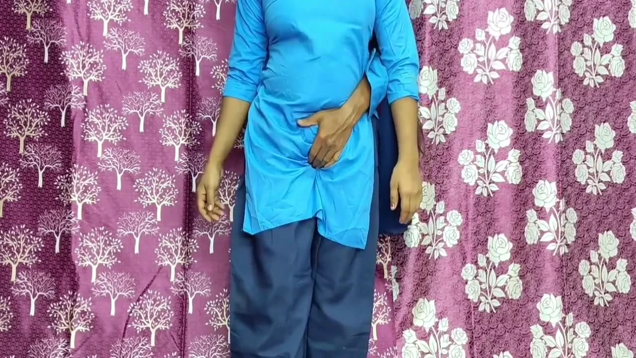 Indian Virgin School Girls First Time Sex With Her Boyfriend