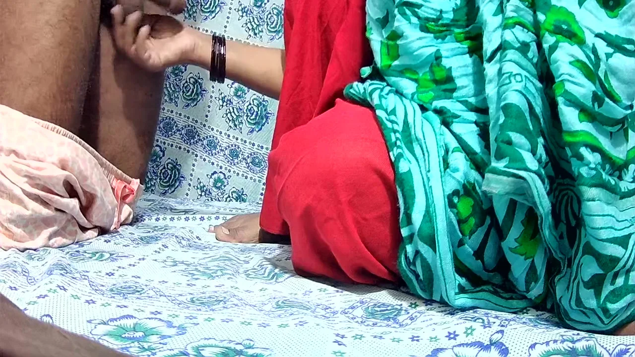 Indian Madum And Boss Sex In The Office