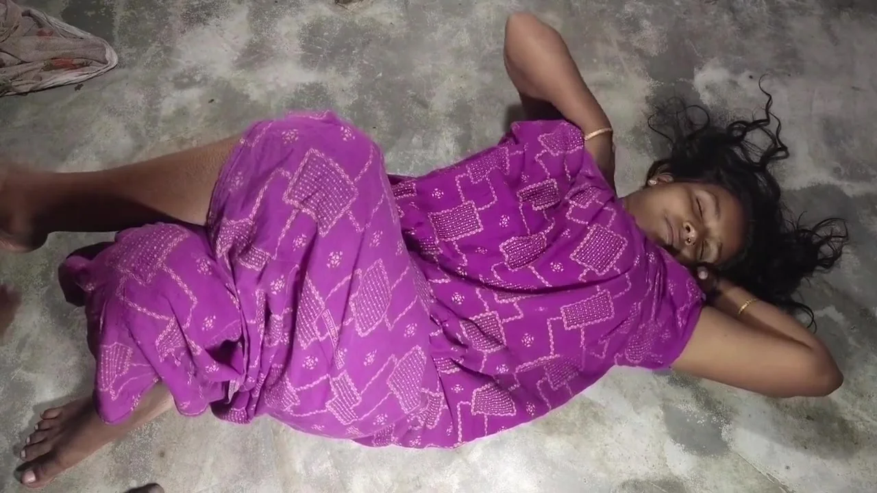 Hindi Sex And Devar Bhabhi In New Village Bhabhi