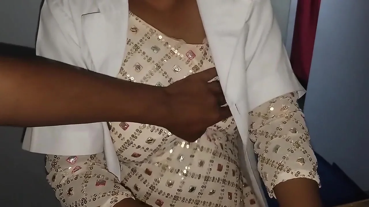 Indian Beautiful Doctor Gets Fucked By Patient