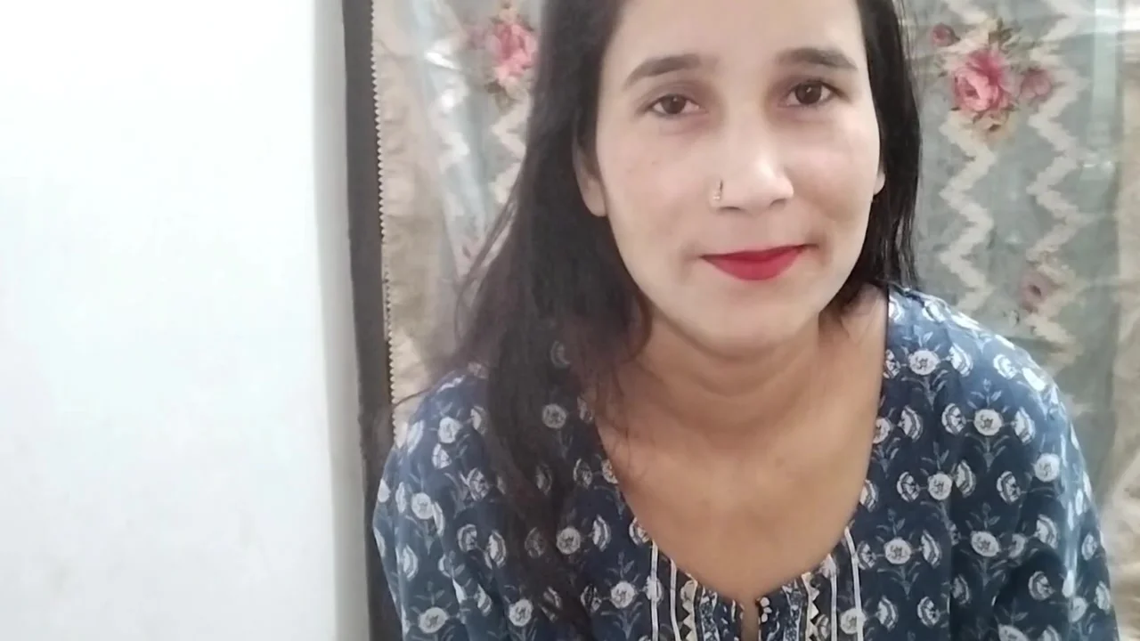 Abbu Jaan Please Muze Mat Chodo Bahut Dard Hoti Hai