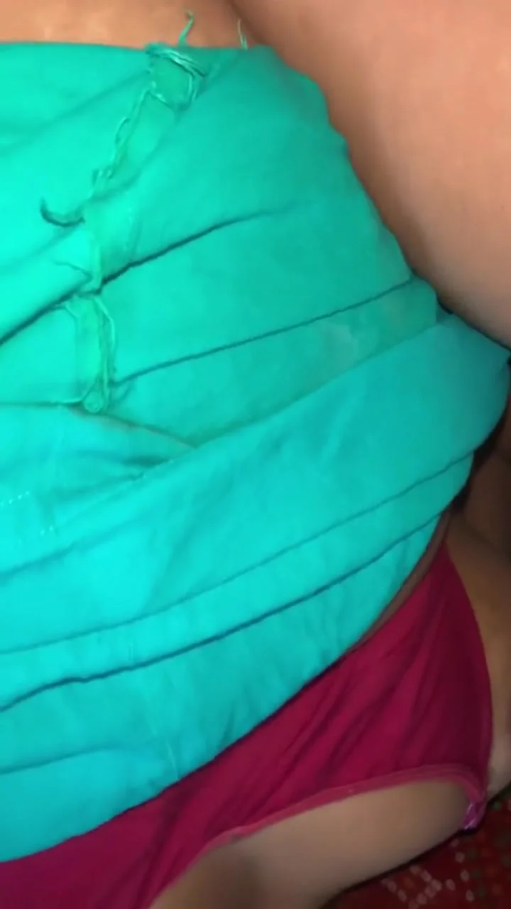 Desi Hot Bhabhi Sexy Talking In Hindi