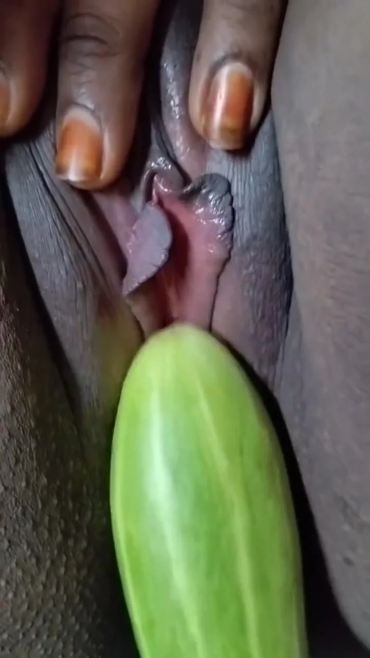 Beautiful Cline Saved My Pussy And Masturbating Big Cucumber