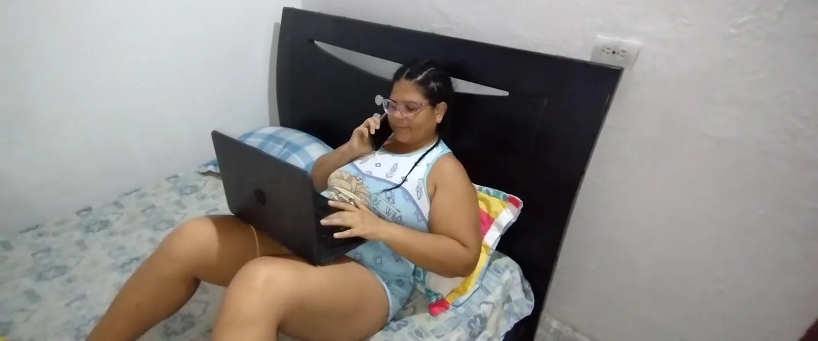 Hindi Sex - I Surprise My Little 18 Year Old Stepdaughter Masturbating And I End Up Fucking Her Delicious Pussy